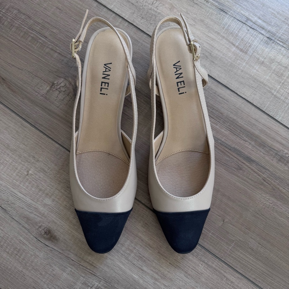 Vaneli Aliz Slingback Cream and Black Pumps in Pudding Leather
